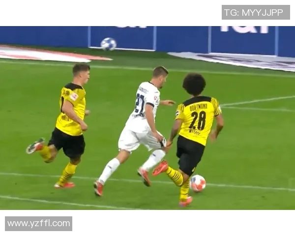 楚阿梅尼的崛起与未来展望：从年轻才俊到足球巨星的成长之路